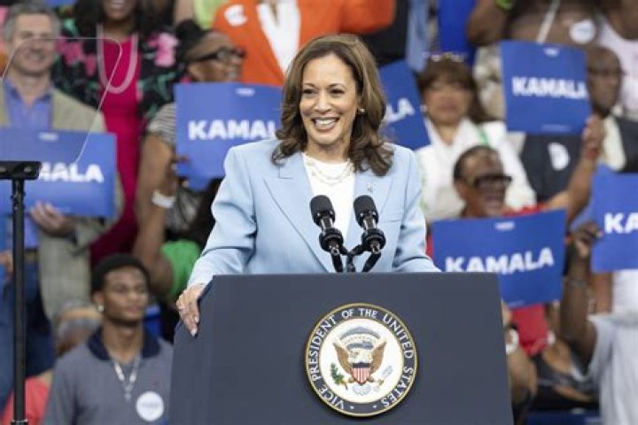 Kamala Harris Insists The World ‘Must Never Stop Speaking’ Breonna Taylor’s Name In Powerful Message After Grand Jury Decision