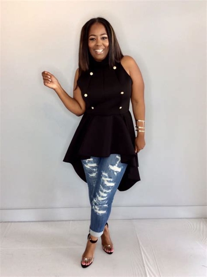 Kandi Burruss Shows Off Her Curvy Figure In This Two-Piece Outfit From Tags Boutique