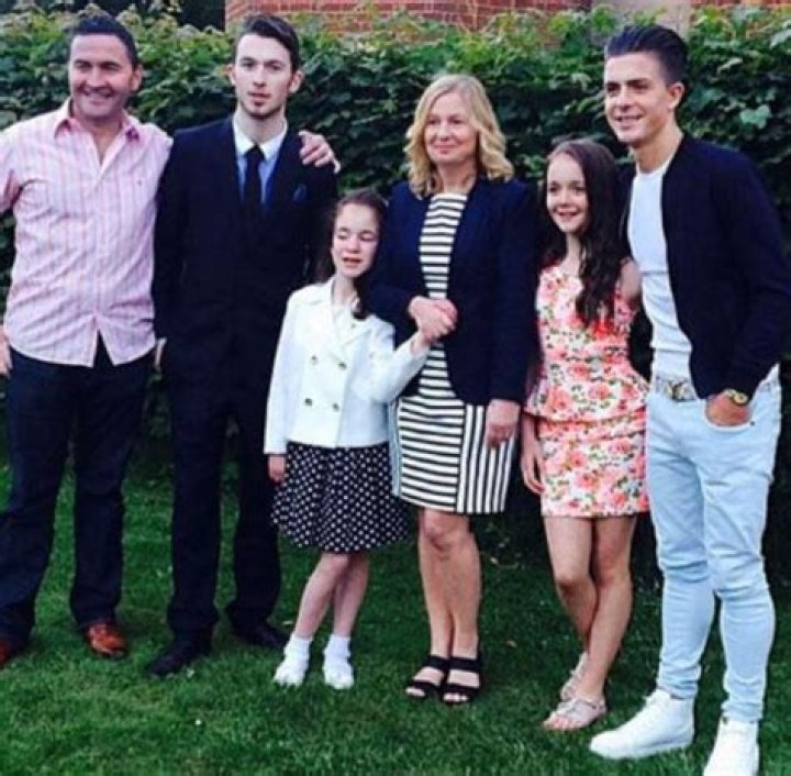 Karen Grealish And Kevin Grealish – Jack Grealish Mum Dad & Sister