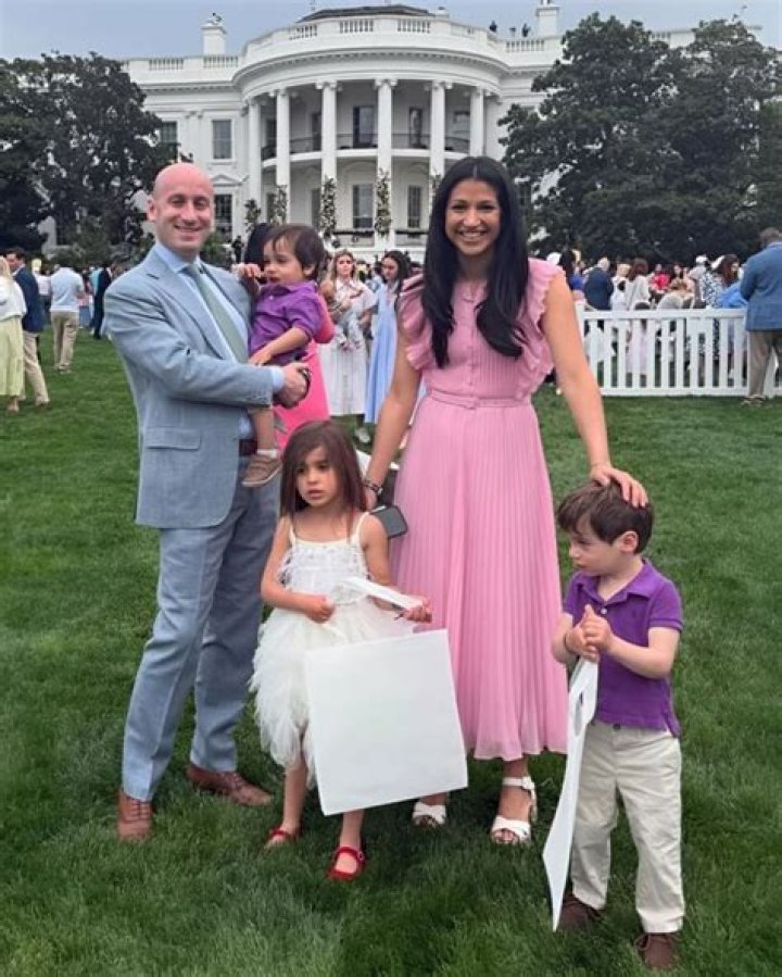 Katie Hobbs children: Does Katie Hobbs have children?