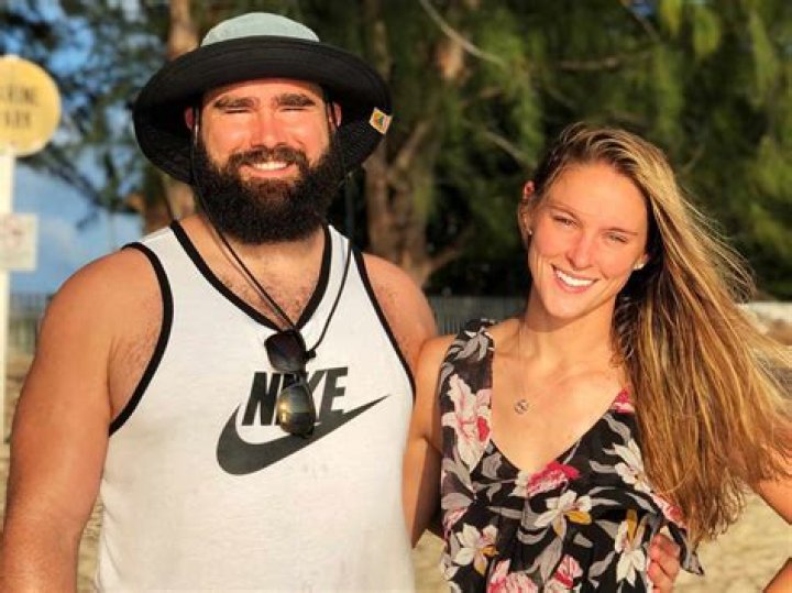 Kelsey Henson Bio, Wiki, Age, Height, Family, Husband, Children, Diet, and Net Worth.