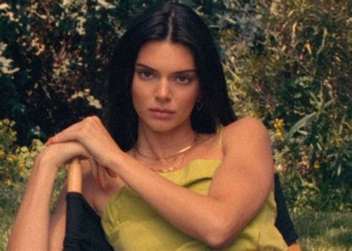Kendall Jenner Puts Her Beach Body On Full Display In A White Two-Piece Bathing Suit — See The Look!