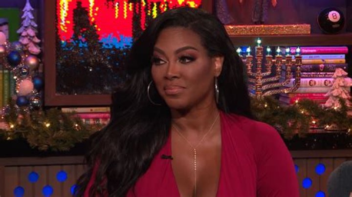Kenya Moore Addresses Hair Haters On RHOA Who Are ‘In Full Force’ – Check Out Her Message