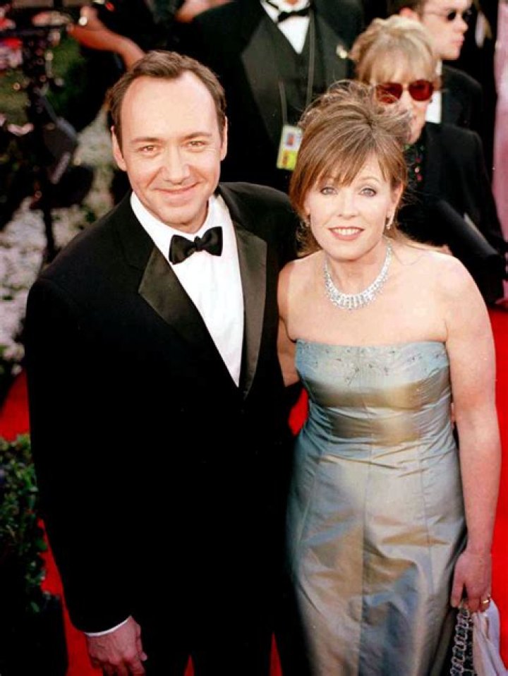Kevin Spacey Wife; Is Kevin Spacey Gay? Has Kevin Spacey got a wife?
