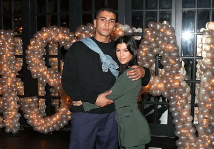 Kourtney Kardashian Reportedly Wants Boy Toy Younes Bendjima Back As She Turns 40