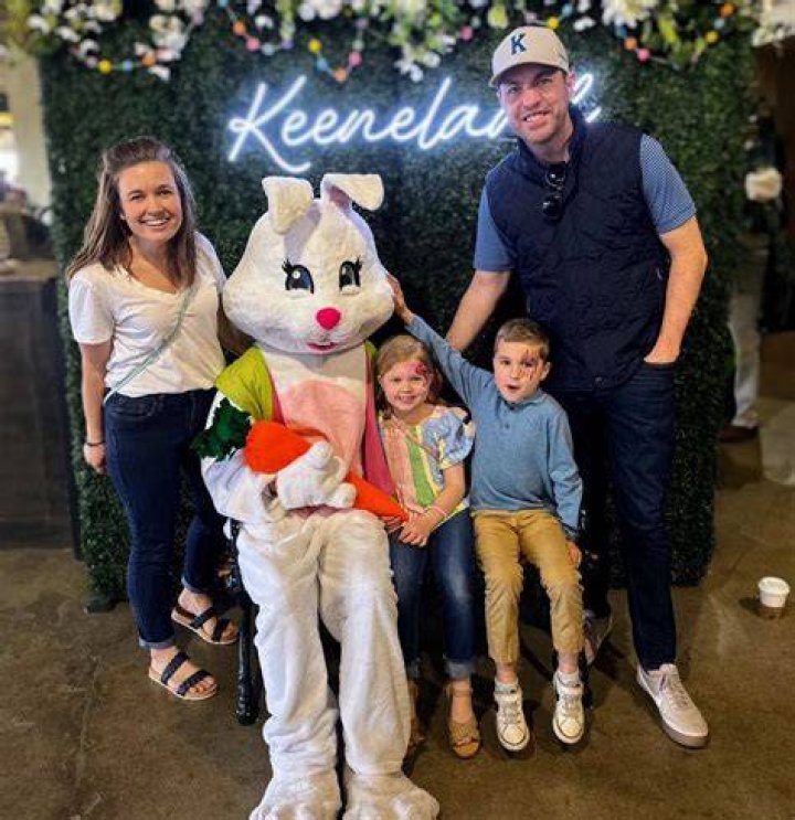 Kristen Kennedy WKYT: Bio, Age, Height, Family, Wedding, Husband, Chicago, Salary and Net Worth