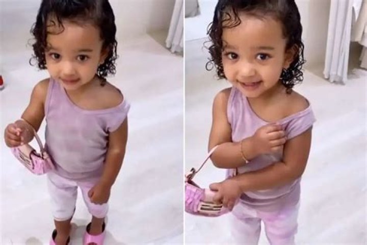 KUWTK: Kim Kardashian Posts Adorable Pic Of Chicago Dressed Like A Princess!