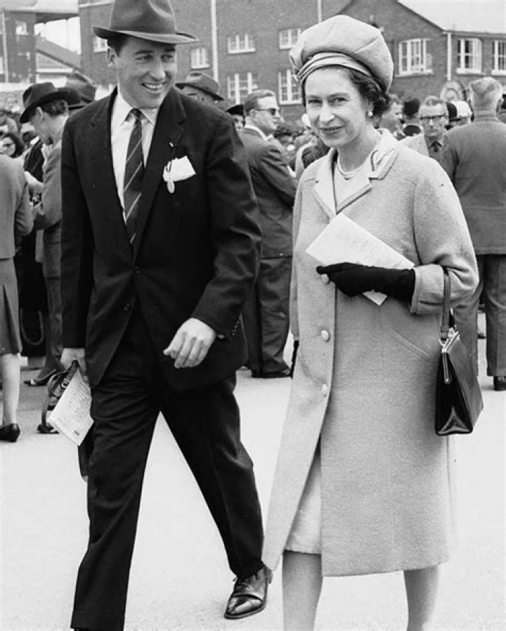 Lady Fiona Carnarvon Wikipedia: Everything On Earl George Herbert Wife