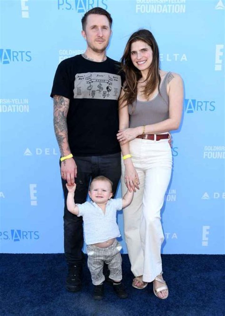 Lake Bell family, husband, children, parents, siblings