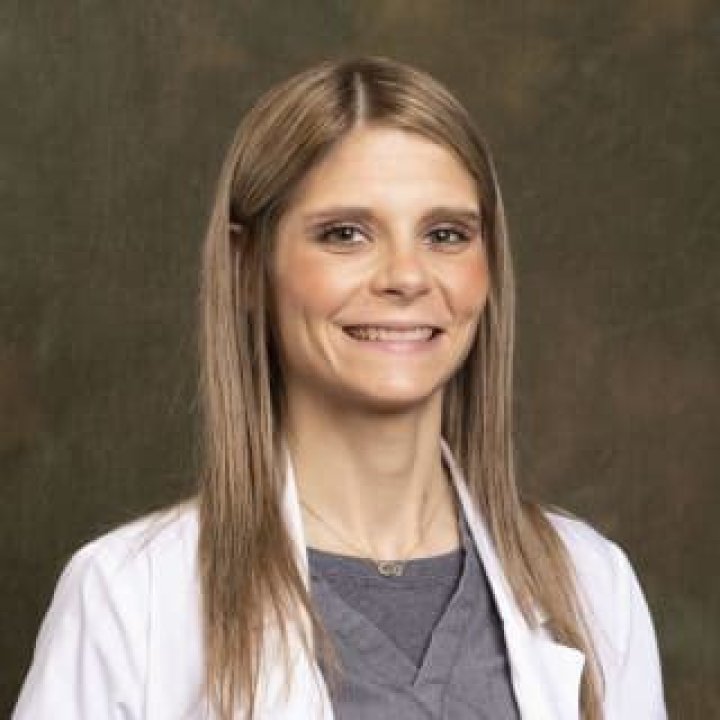 Lauren Veazey – North Little Rock, AR