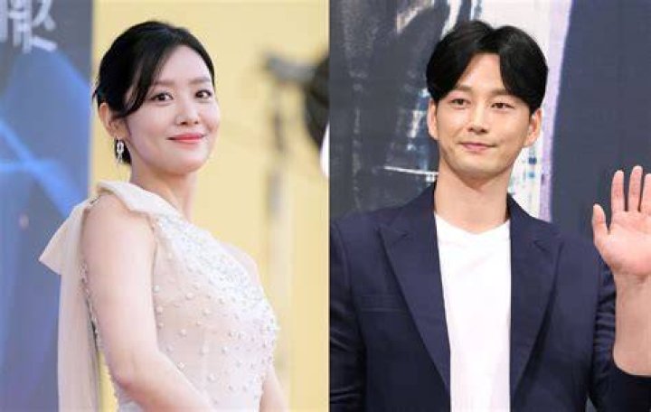 Lee Hyun-wook Wiki, Age, Height, Girlfriend, Net Worth & More