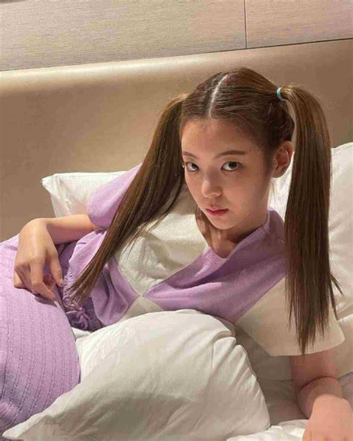 Lia (ITZY) Wiki, Bio, Age, Height, Weight, Measurements, Boyfriend, Net Worth, Facts