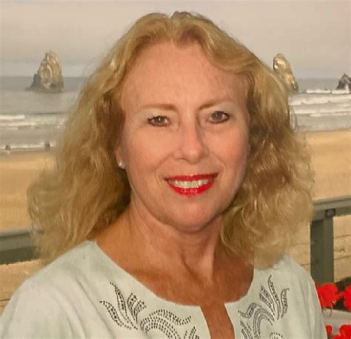 Lilian Bornio Carrillo, PA – Lake Oswego, OR