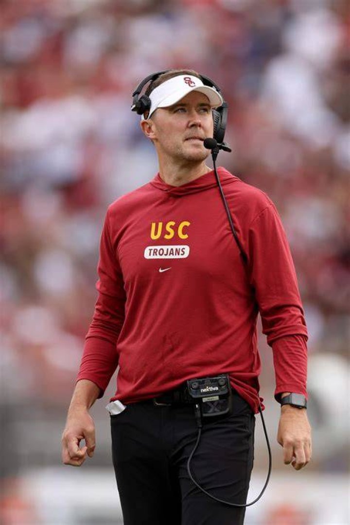 Lincoln Riley Net worth, Biography, Wiki, Age, Parents, Family, photos or more