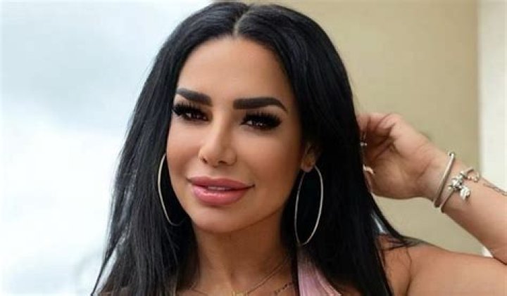 Lis Vega in Bathing Suit "Would Live by the Sea" — Celebwell