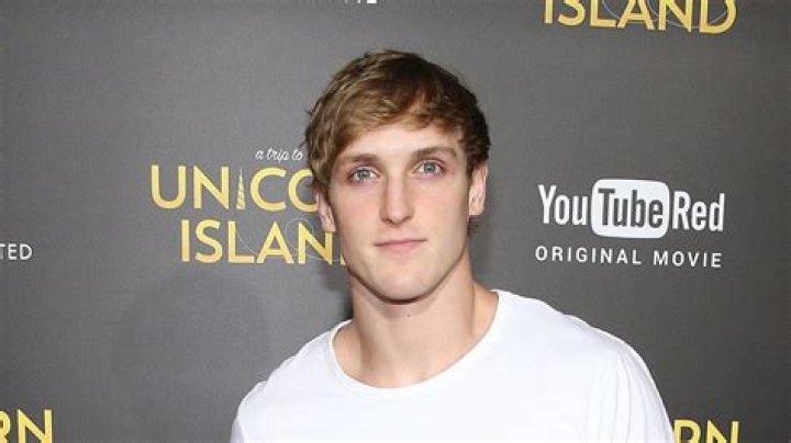 Logan Paul In Trouble After Announcing He Will ‘Go Gay’ For One Month!
