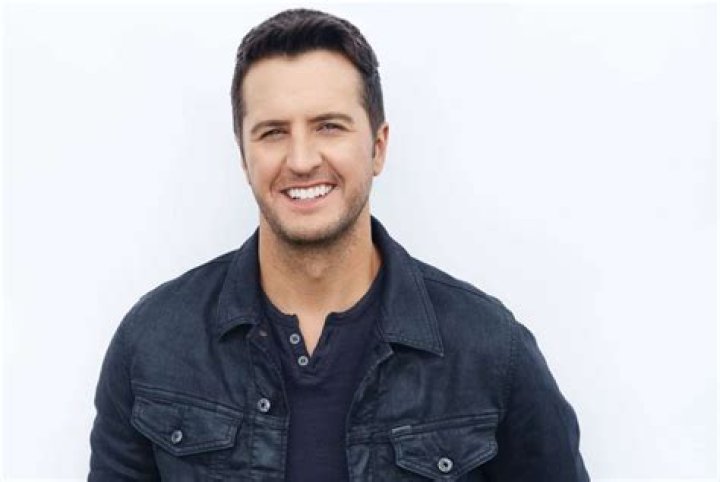 Luke Bryan Says Lady Antebellum’s Name Change Has Been A ‘Mess’