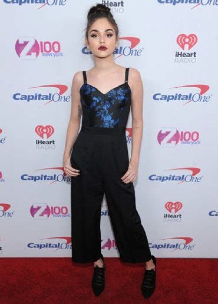 Maggie Lindemann Height Weight Bra Size Body Measurements Age Facts Family