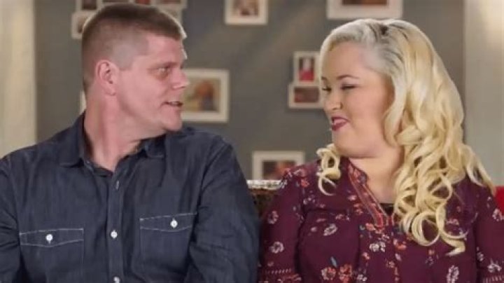 Mama June And BF Geno Doak Mark A Full Year Of Sobriety – Check Out The Sweet Pic And Lengthy Message!
