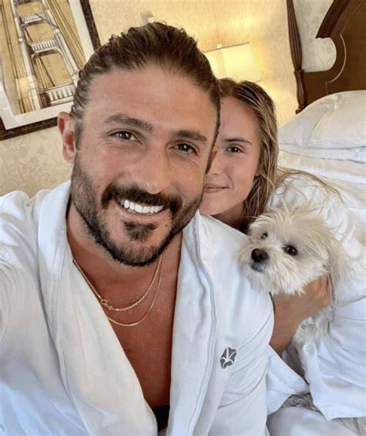 Matthew Stephen Smith Wiki, Age, Instagram, Gilrfriend, Too Hot to Handle, Net Worth, Height, Parents, Family and Nationality