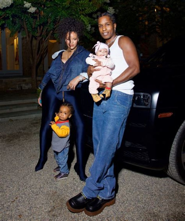 Meek Mill Defends B. Simone But Opens Up Criticism To His Baby’s Mother Milano Who Was Also Accused Of Plagiarism!