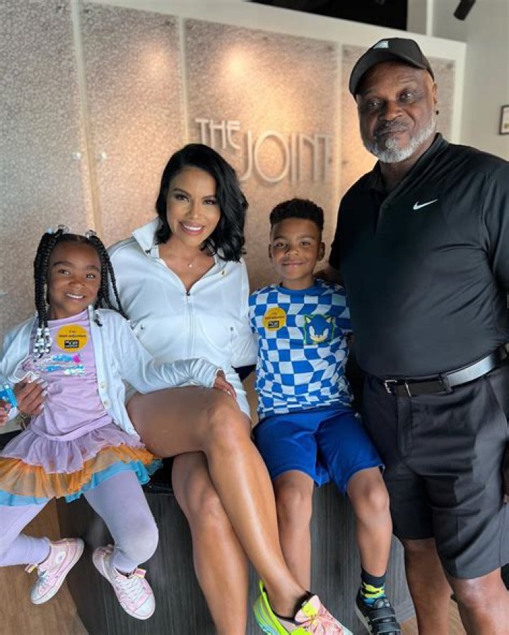 Meet daughter Shelley Lynn Thornton