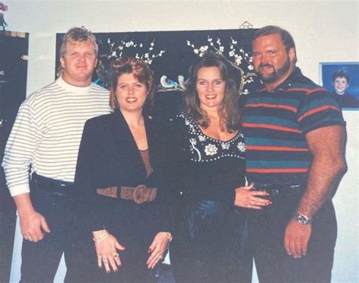 Meet Donna Dundee Bobby Eaton Wife: Everything To Know About Her