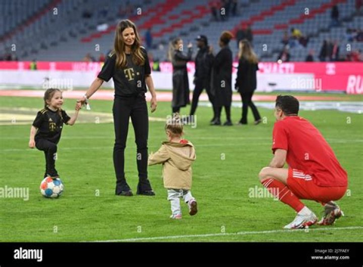Meet Robert Lewandowski daughter Klara Lewandowska