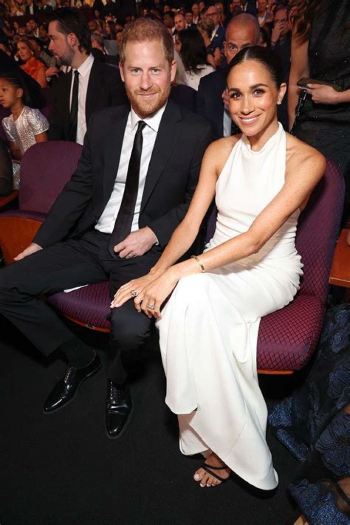 Meghan Markle And Prince Harry To Get Candid About The ‘Tensions’ Between Them And The Royal Family During Oprah Interview!