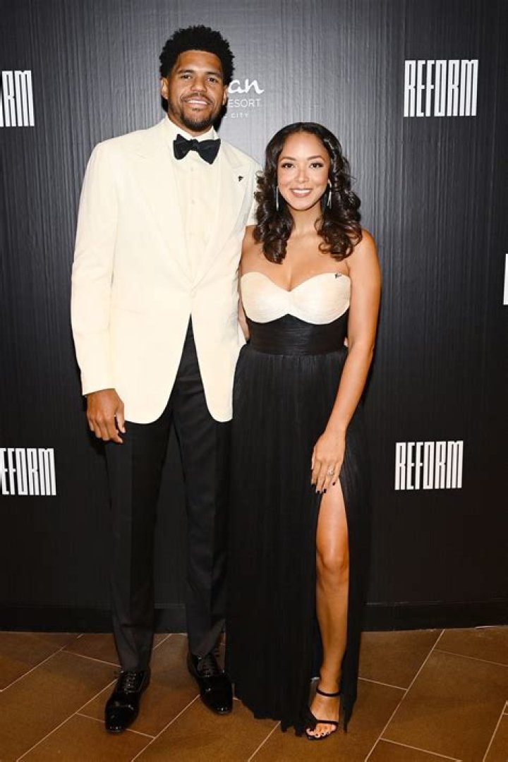 Mike Conley Bio, Wiki, Age, Height, Family, Wife, NBA ,and Net Worth.