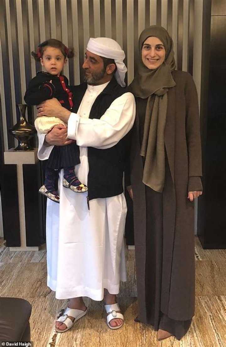 Mohammed bin Rashid Al Maktoum Biography – Facts, Childhood, Family Life of UAE Ruler & Leader