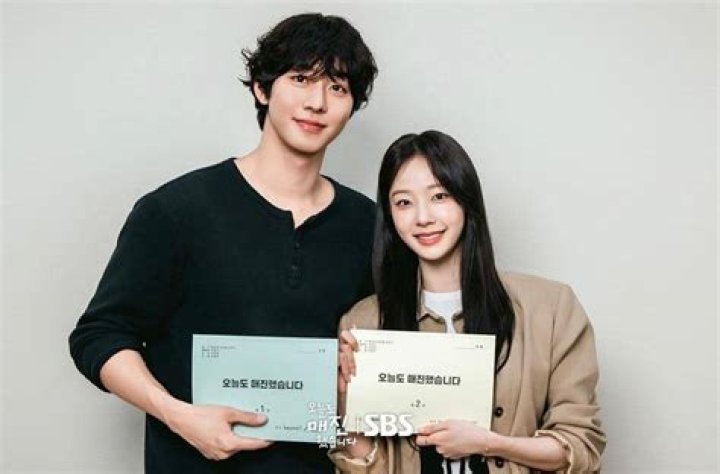 Moon Chae-won: dating, net worth, tattoos, smoking & body measurements