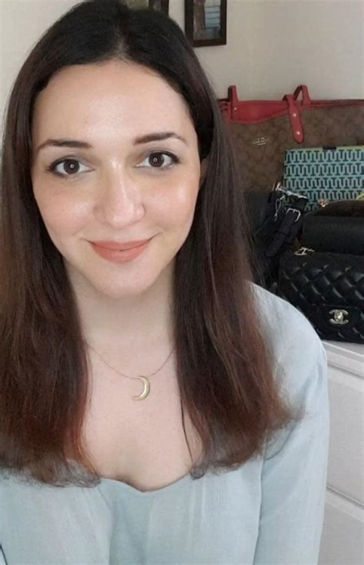 Nauheed Cyrusi Biography - Facts, Childhood, Family Life & Achievements