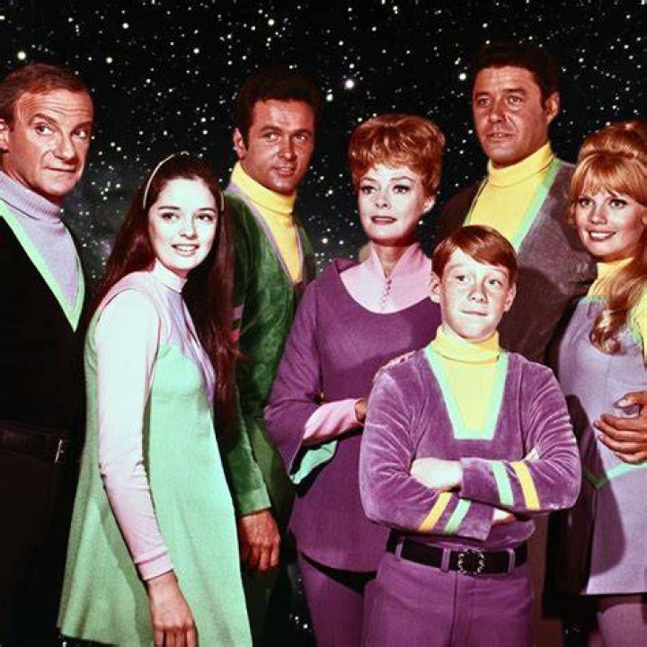 Nevis Unipan Age & Wikipedia: Eveything On Lost In Space Cast