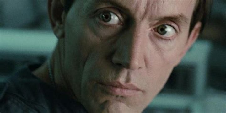 New Aliens Theory Says Bishop Was Secretly A Villain All Along