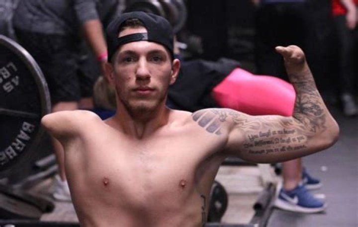 Nick Santonastasso Bio, Wiki, Age, Height, Wife, Family, Disease, Wrestling, Book and Net Worth.