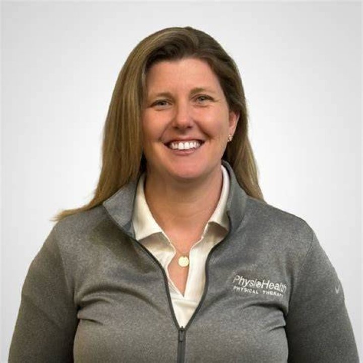 Nicole Saquet – Attleboro, MA