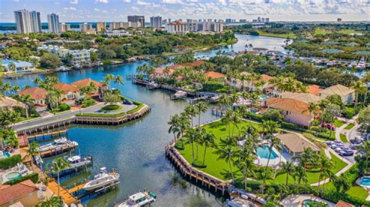 Nicole Schreiber – North Palm Beach, FL