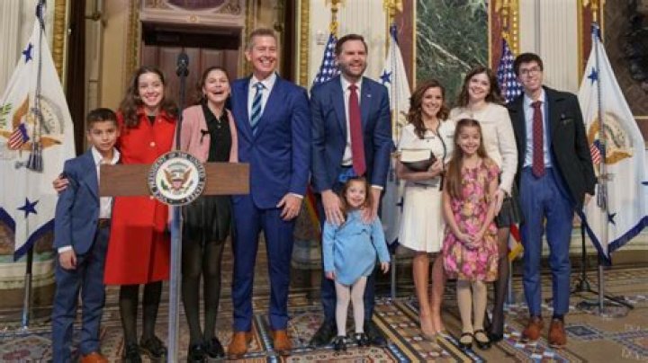Patrick Duffy family, wife, children, parents, siblings