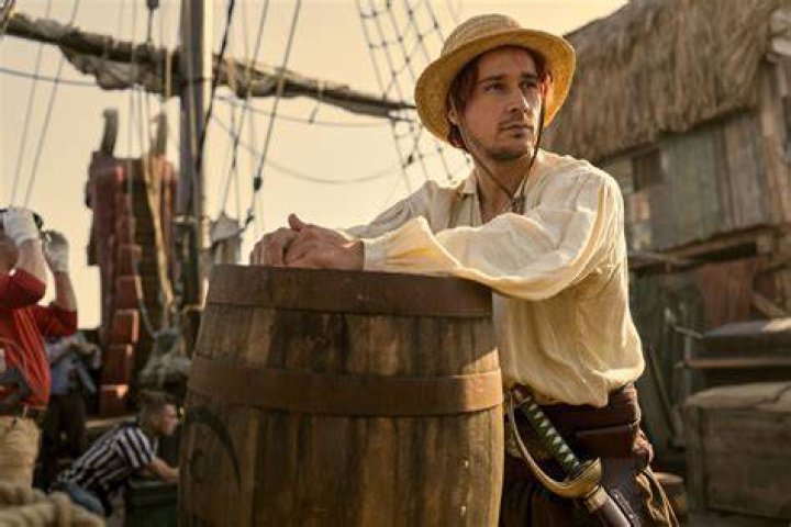 Peter Gadiot Age: What Age Is Peter Gadiot?