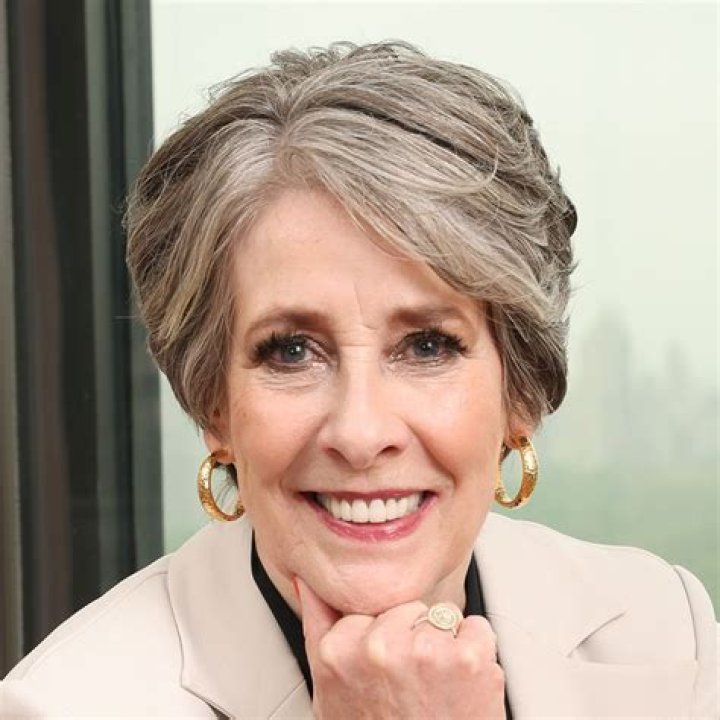 Phyllis Coates’s 2 children: Meet Laura and Zoe