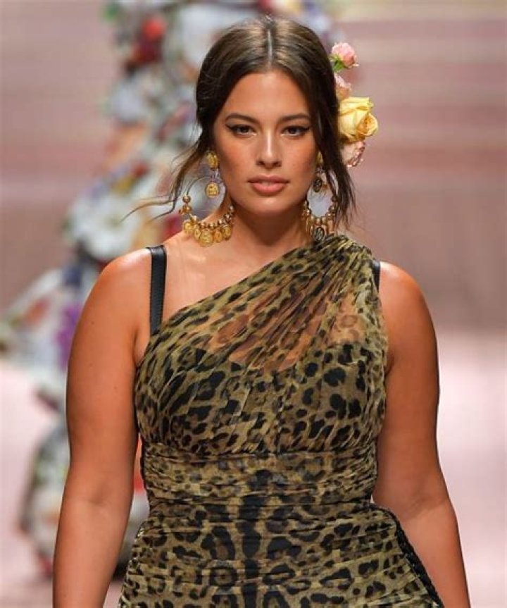 Plus-size model Ashley Graham has teamed up with Knix to launch a lingerie line