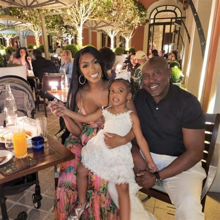 Porsha Williams Shares Gorgeous Family Photos For Christmas – See Them Here