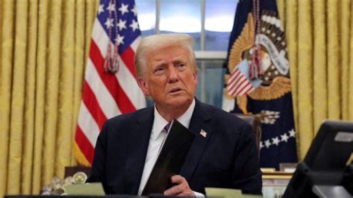 President Donald Trump Announces That The Guidelines To Fight Coronavirus Are In Effect For 15 Days, But The Virus Could Linger Until July Or August