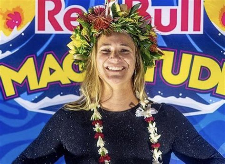 Pro Surfer Paige Alms in Swimsuit Says “Time For a Challenge” — Celebwell