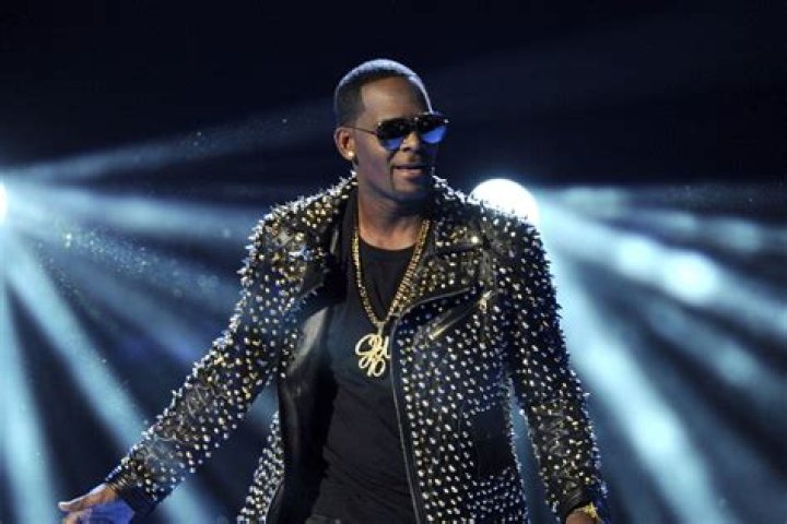 R. Kelly’s Child Pornography Trial News: It All Begins Next Year In Chicago