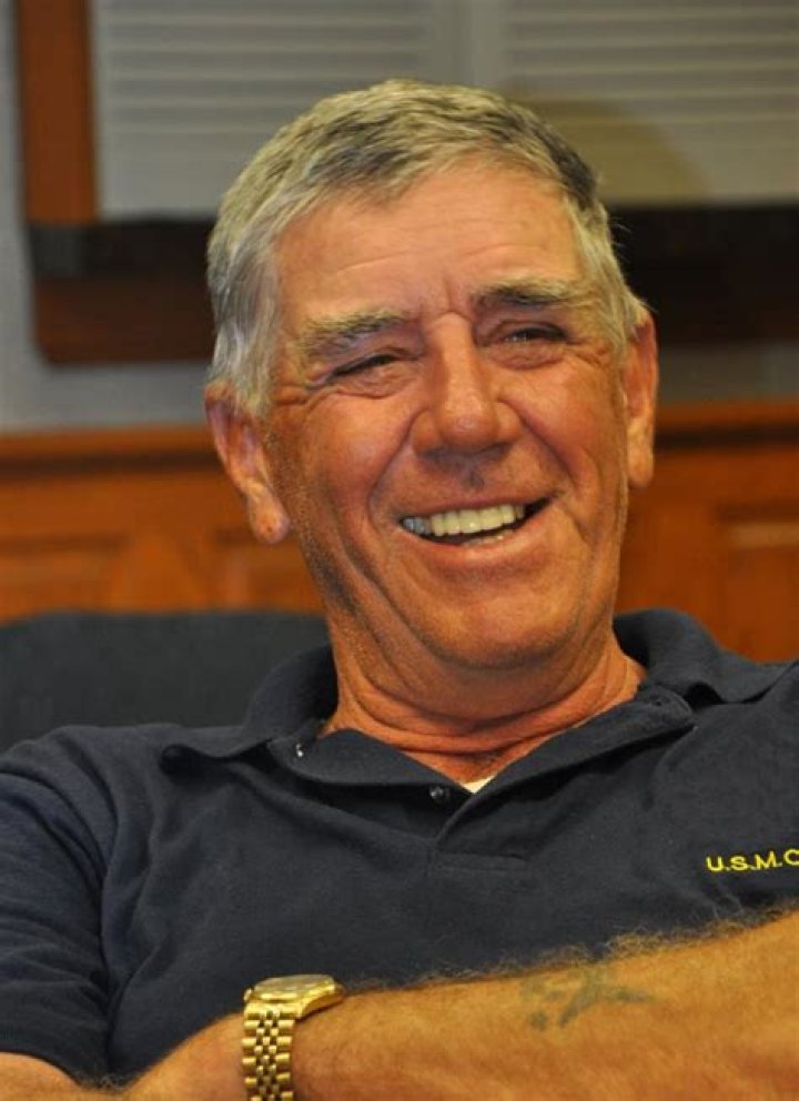 R. Lee Ermey Biography - Childhood, Life Achievements & Timeline