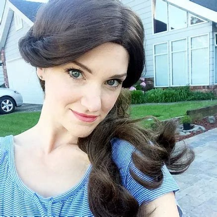Rebecca Codling Biography, Net Worth, Age, Height & More
