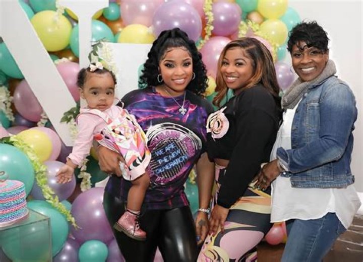 Reginae Carter Defines Family While Posing With Her Mom, Toya Wright And Baby Sister, Reigny Rushing