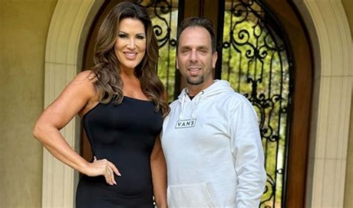 RHOC Emily Simpson Is Reportedly In Denial About The State Of Her Marriage